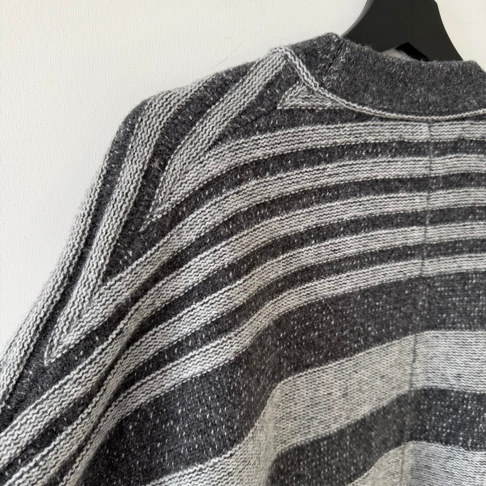 Loft Poncho Cardigan Wrap Black Grey Womens M Boho Cozy Chic - Picture 6 of 7
